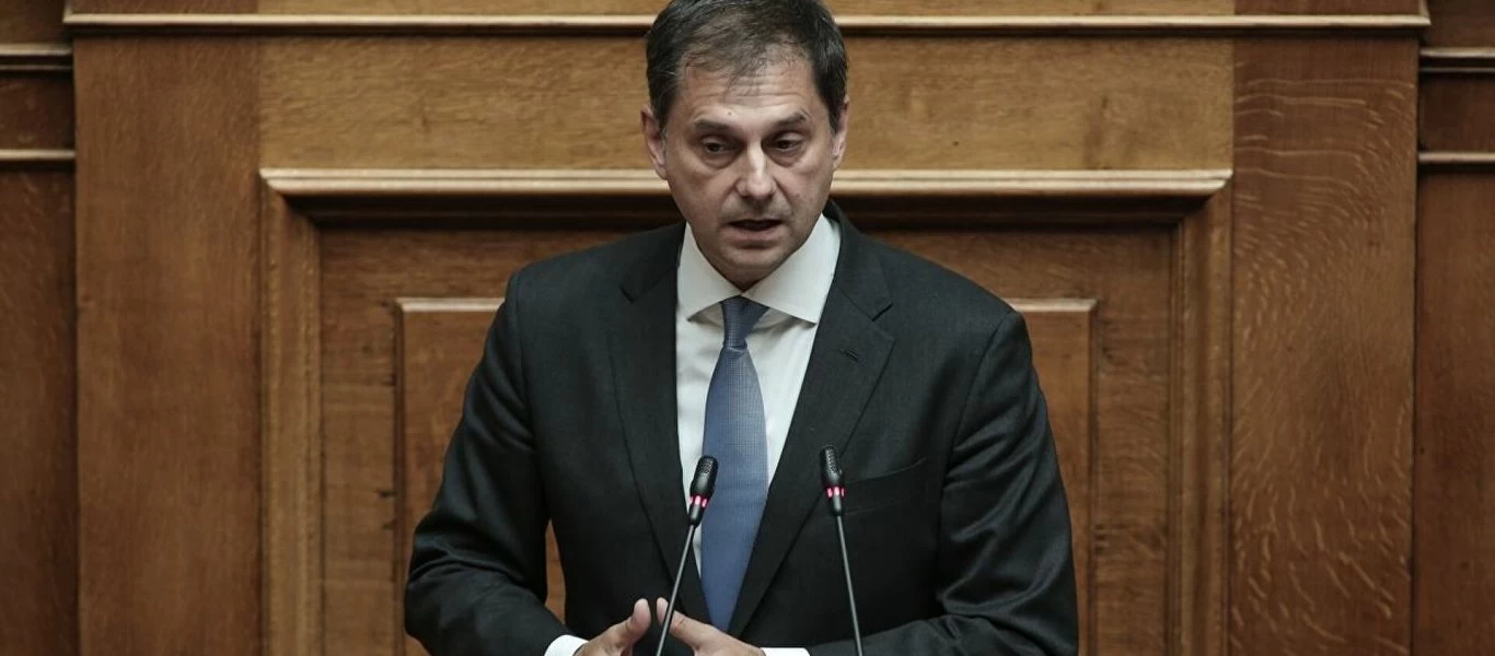 Χ.Θεοχάρης: «Δεν υπάρχουν covid free νησιά, η χώρα είναι ασφαλής» - Πότε εμβολιάζονται οι επαγγελματίες του τουρισμού